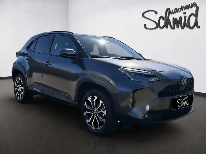 Toyota Yaris Cross 2024 photo 2