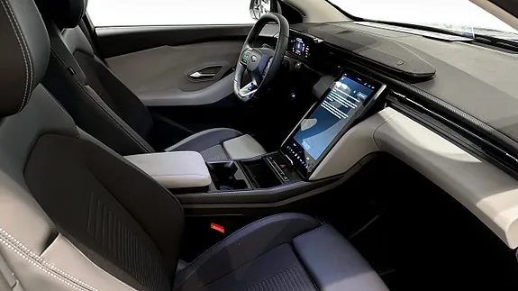 Ford Explorer 2026 photo 3