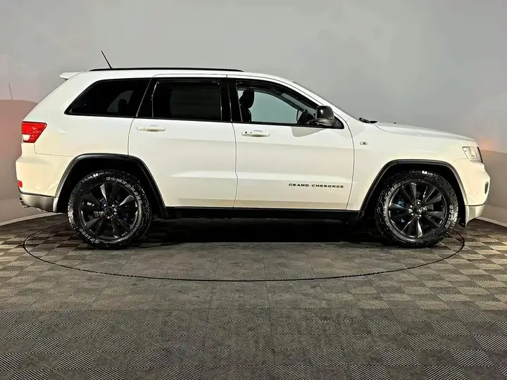 Jeep Grand Cherokee 2013 photo 5