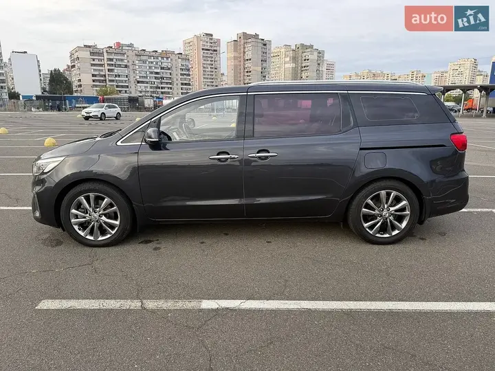 Kia Carnival 2018 photo 4