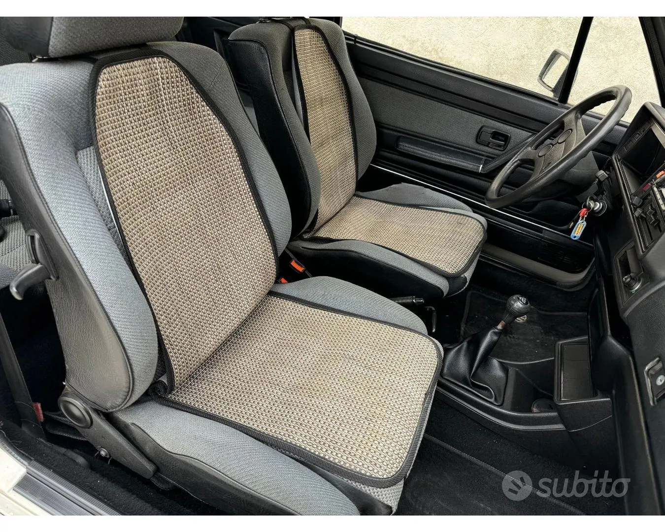 Volkswagen Golf 1988 photo 2
