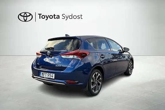 Toyota Auris 2016 photo 3