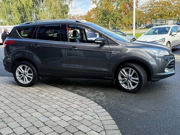 Ford Kuga 2015 photo 3