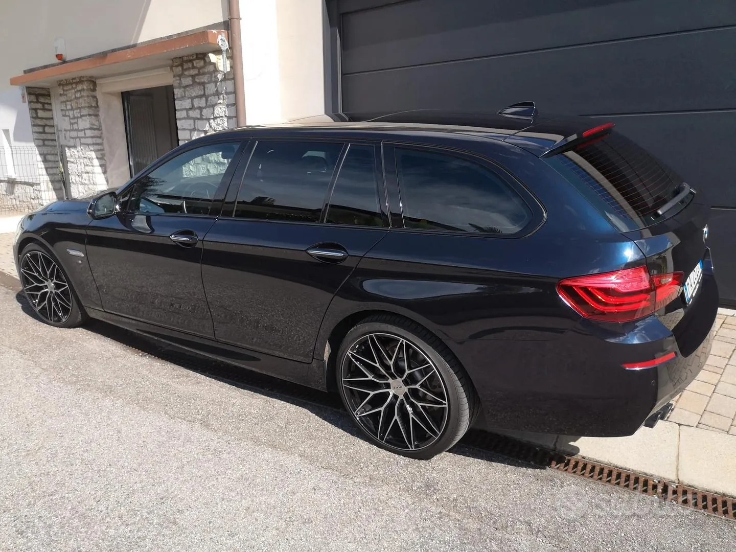 BMW 5 Series 2015 photo 5