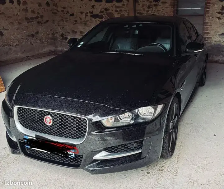 Jaguar Xe
