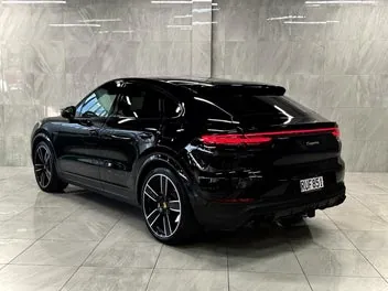 Porsche Cayenne 2023 photo 4