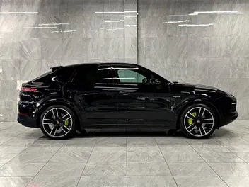 Porsche Cayenne 2023 photo 3