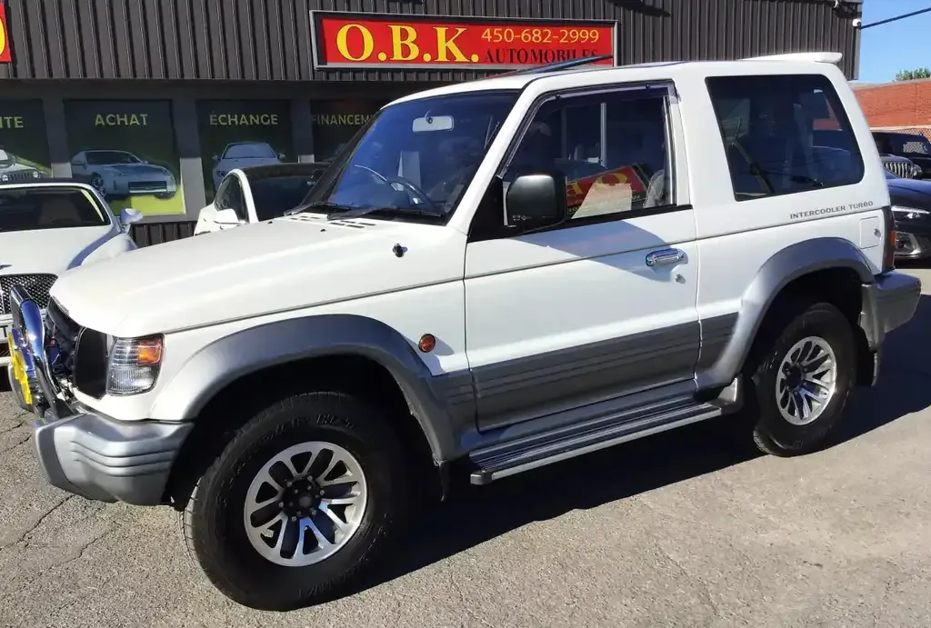Mitsubishi Pajero 1992 photo 2