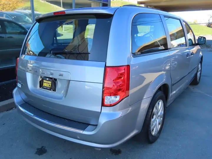Dodge Grand Caravan 2017 photo 5