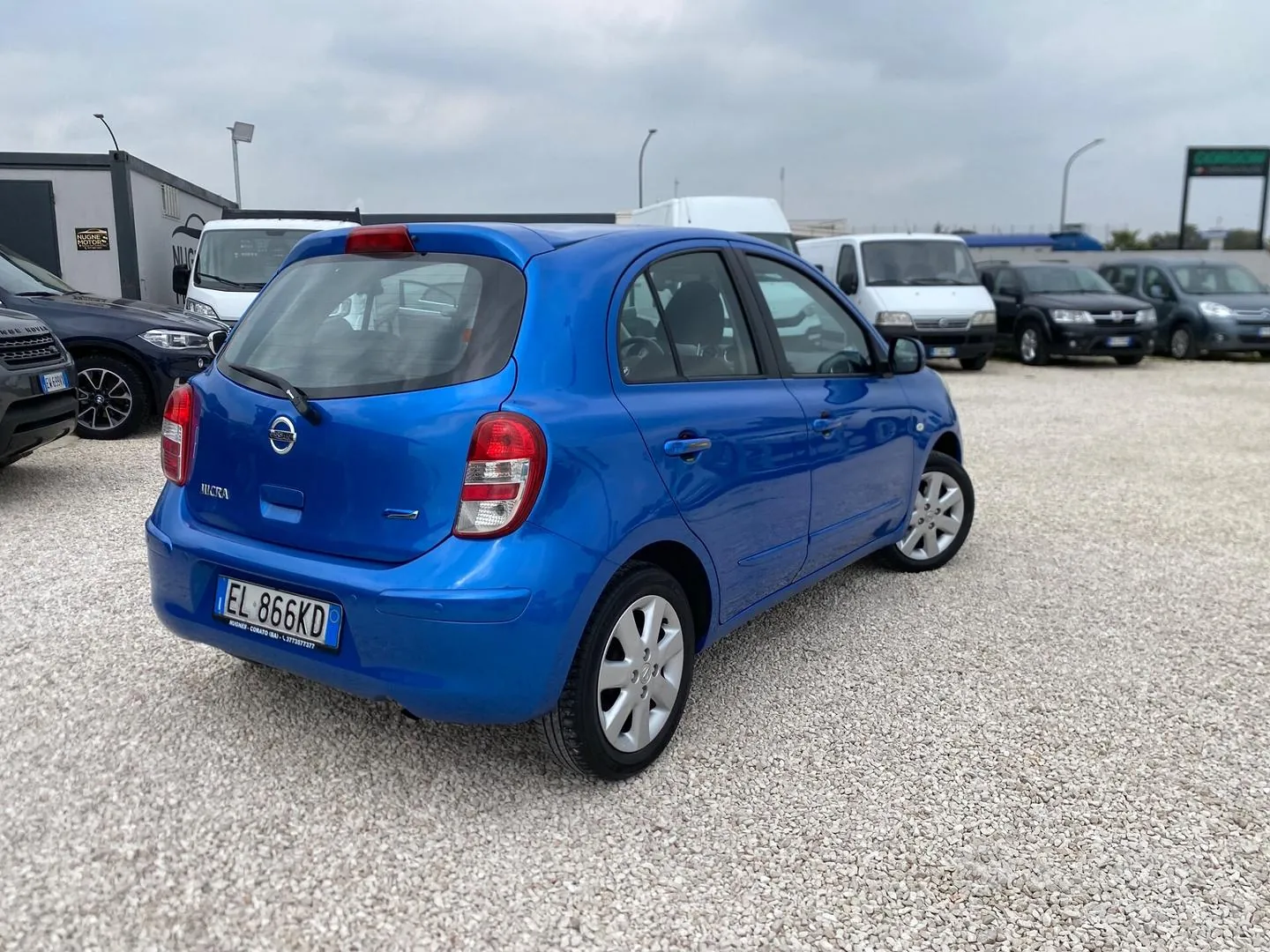 Nissan Micra 2011 photo 3