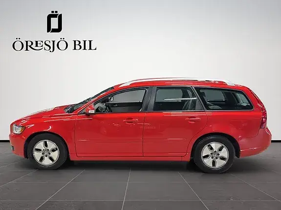 Volvo V50 2012 photo 2