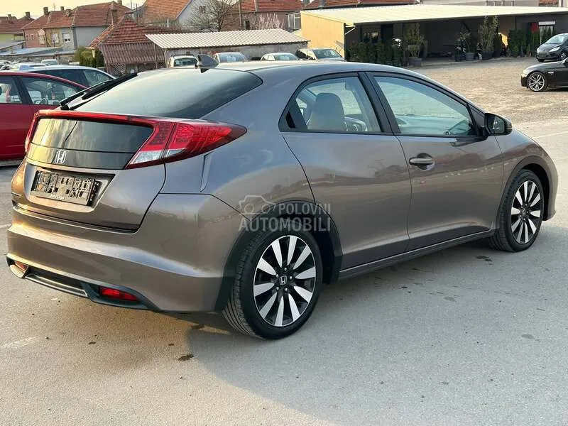 Honda Civic 2015 photo 4