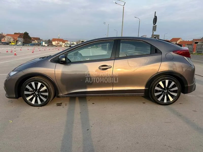 Honda Civic 2015 photo 2