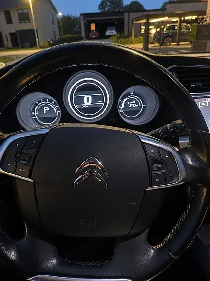 Citroen C4 2016 photo 5