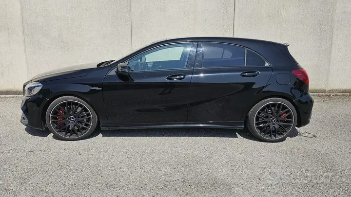 Mercedes-Benz A45 2016 photo 4