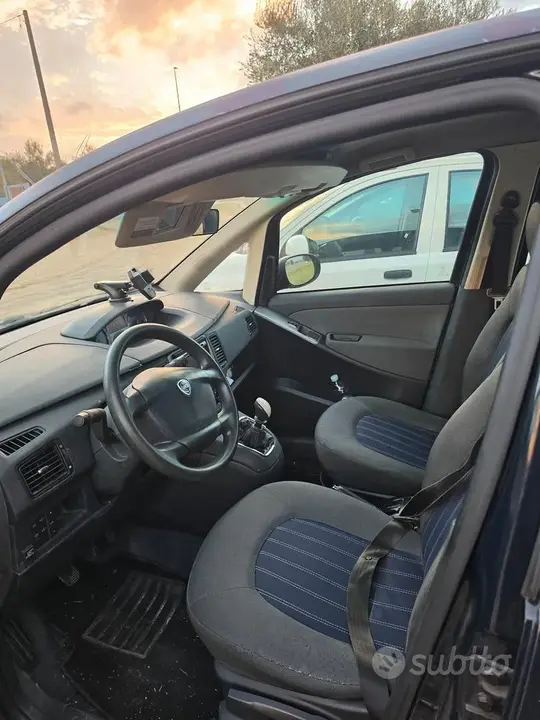 Lancia Musa 2009 photo 5