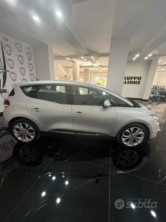Renault Scenic 2017 photo 5