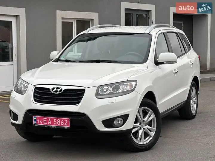 Hyundai Santa Fe 2011 photo 3
