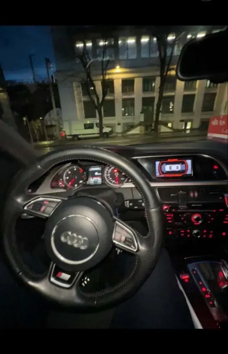 Audi A5 2012 photo 3