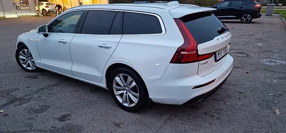 Volvo V60 2021 photo 4