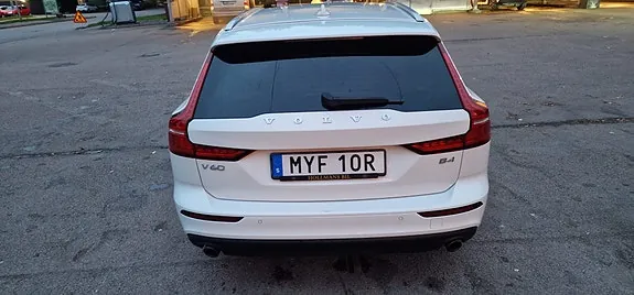 Volvo V60 2021 photo 3