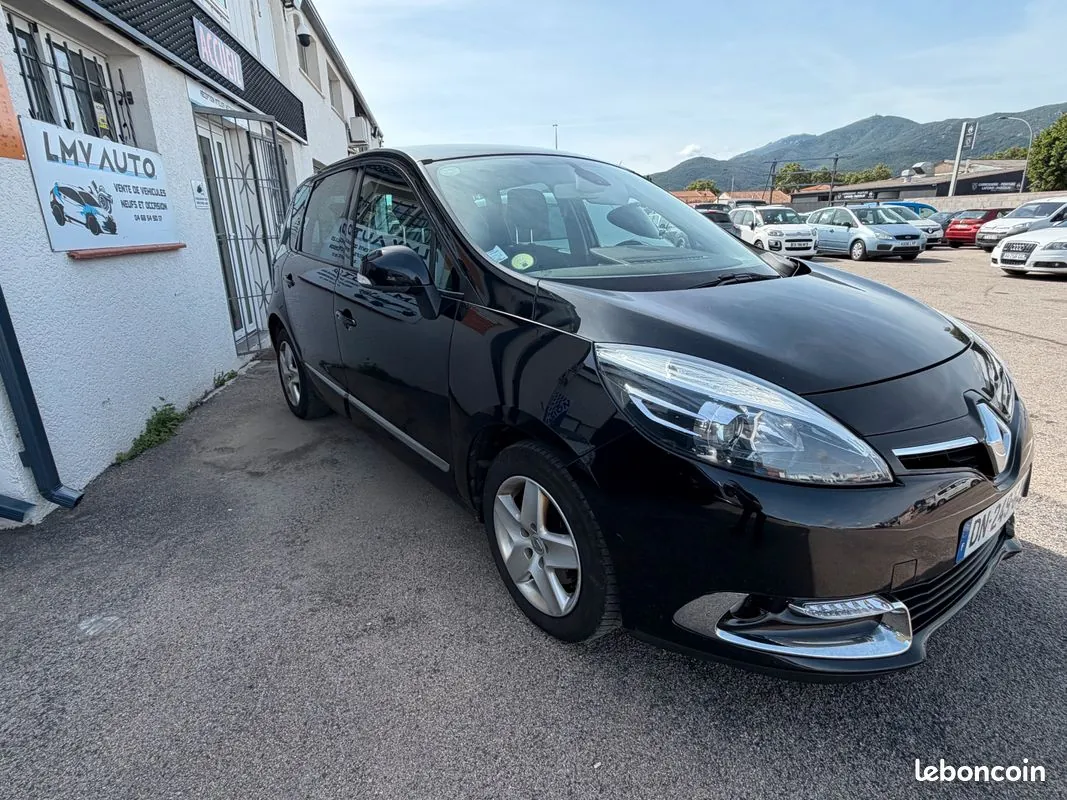 Renault Scenic 2015 photo 3