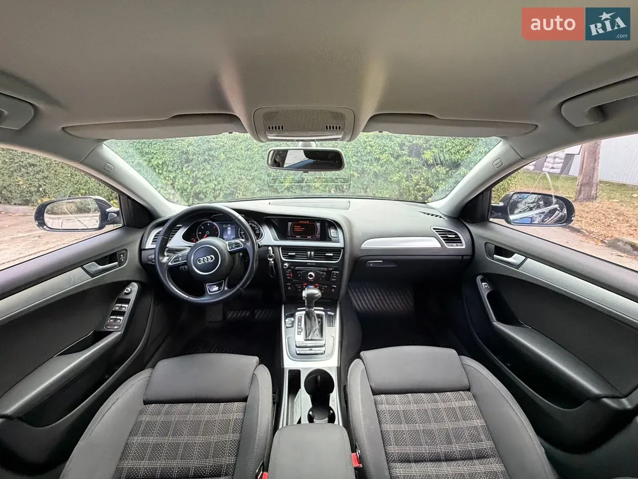 Audi A4 2013 photo 5