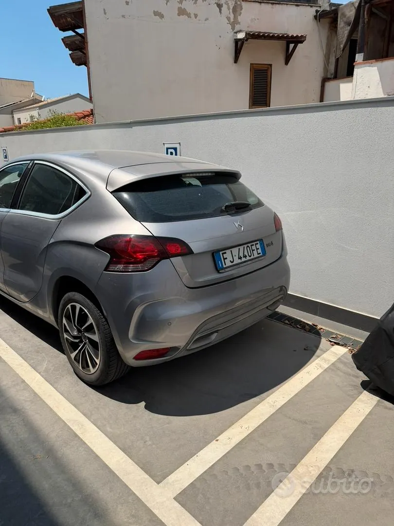 DS Automobiles Ds 4
