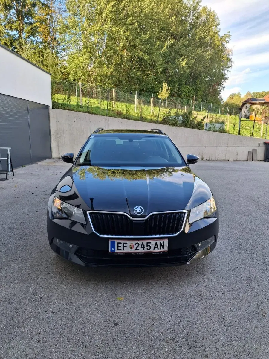 Skoda Superb 2016 photo 3