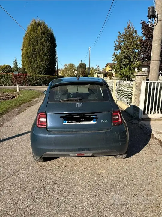 Fiat 500E 2020 photo 2
