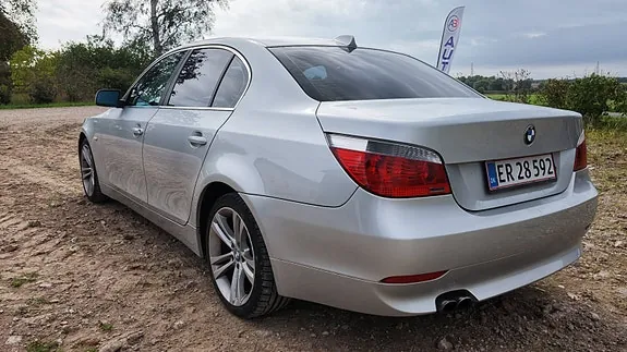 BMW 520I 2005 photo 2