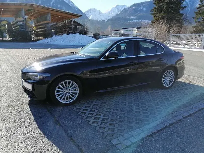 Alfa Romeo Giulia 2016 photo 3