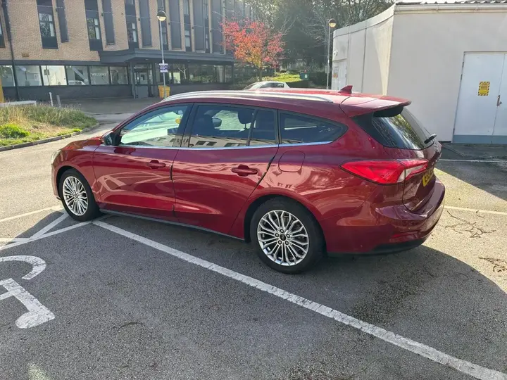 Ford Focus 2019 photo 5