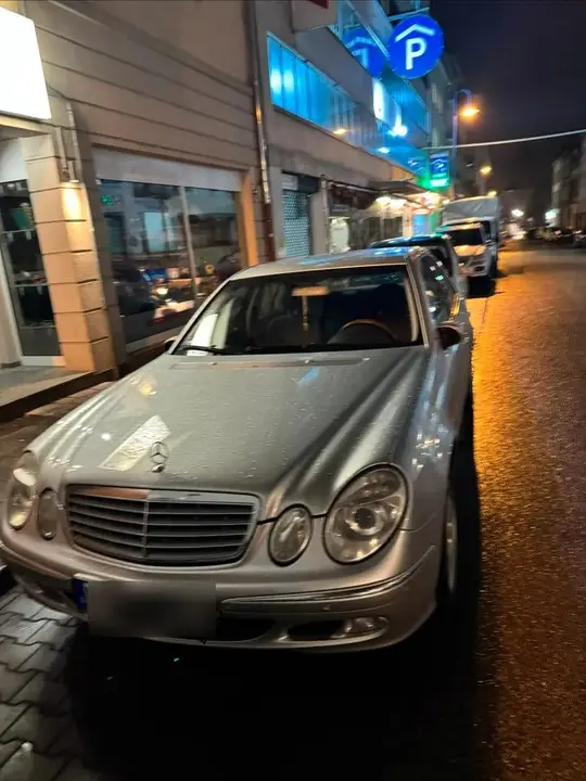 Mercedes-Benz E