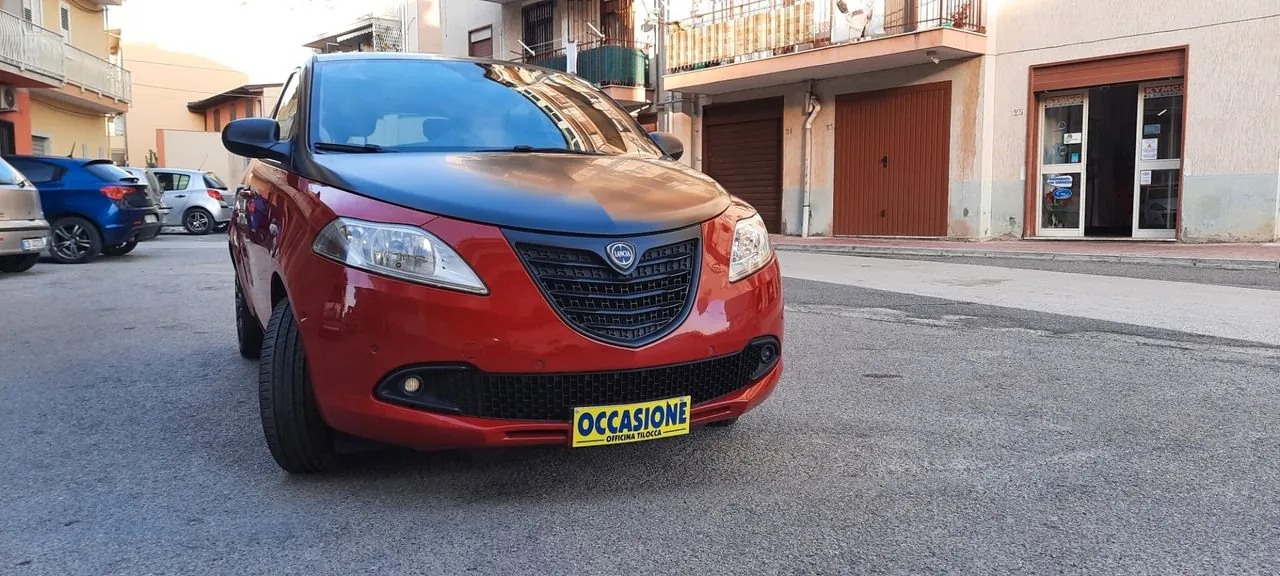Lancia Ypsilon 2014 photo 2