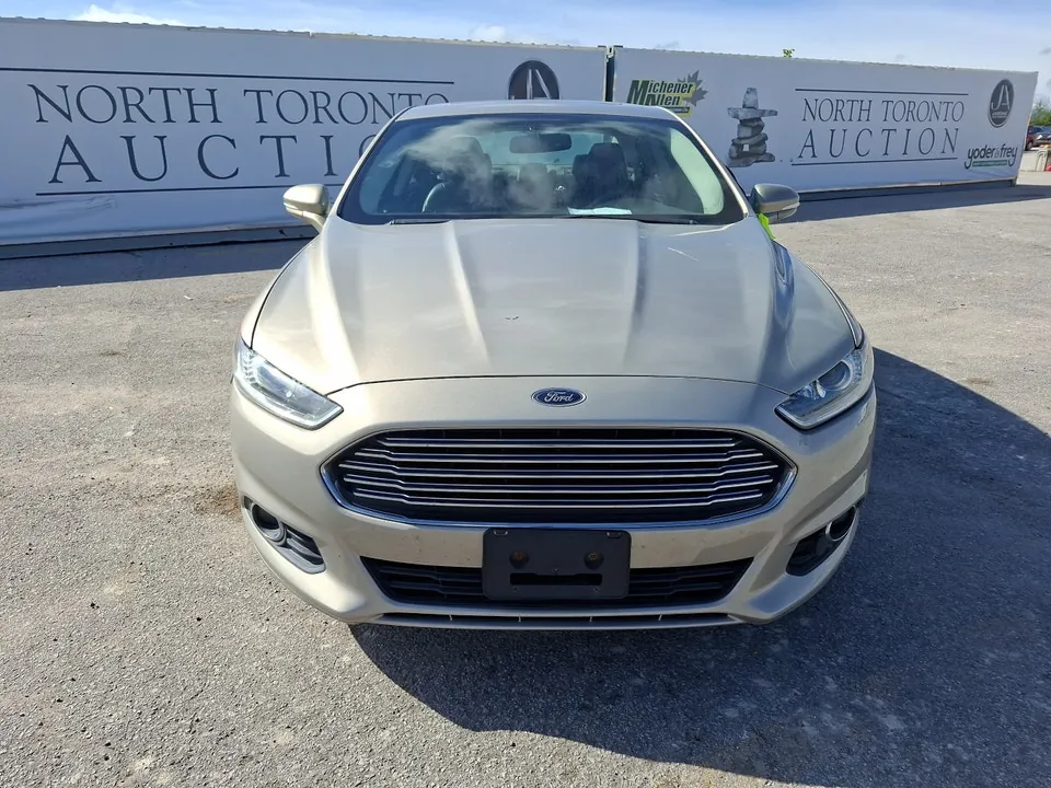 Ford Fusion 2016 photo 2