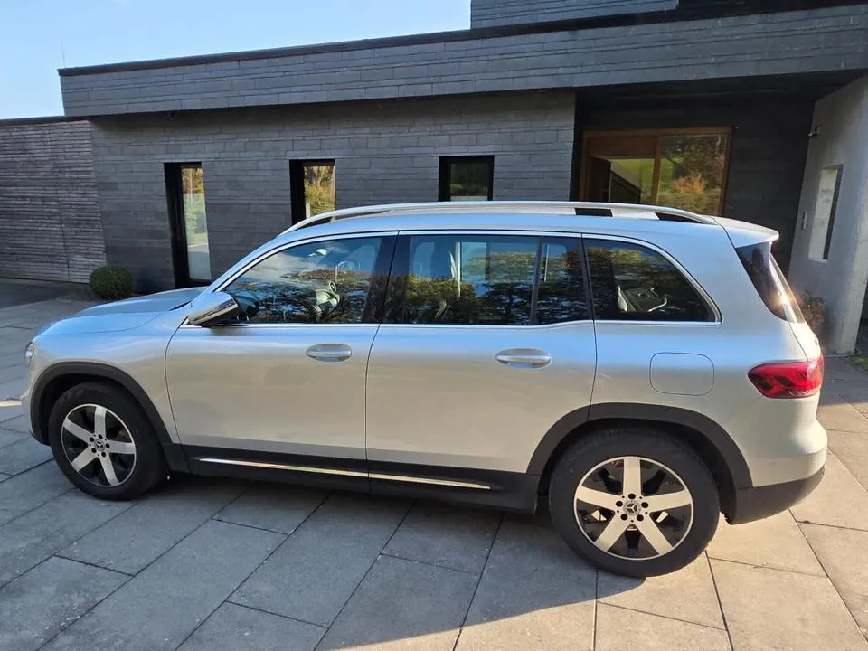 Mercedes-Benz Glb