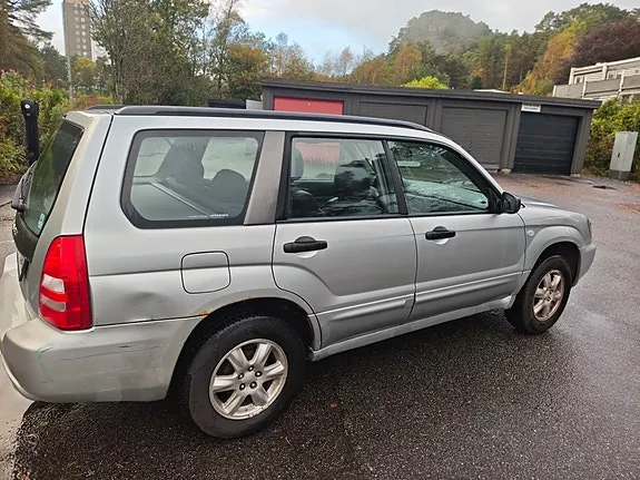 Subaru Forester 2005 photo 4