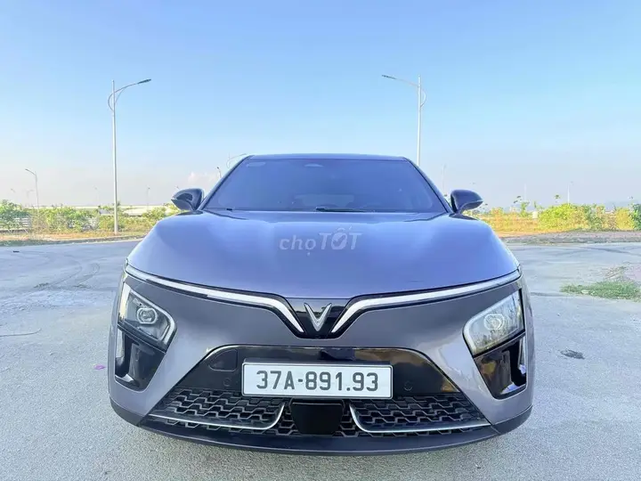 Vinfast Vf7