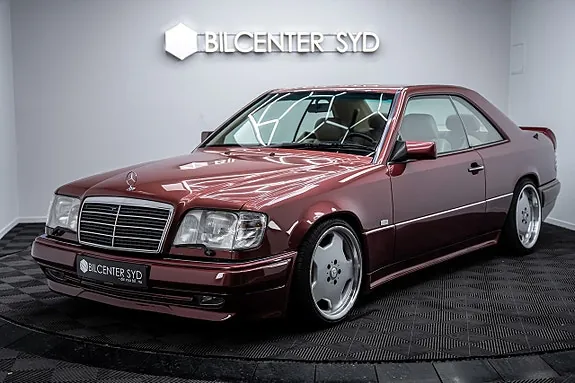 Mercedes-Benz E320