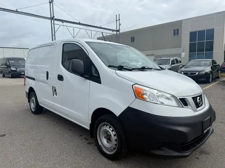 Nissan Nv200 2015 photo 4