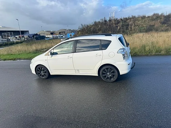 Toyota Corolla Sportsvan 2006 photo 5