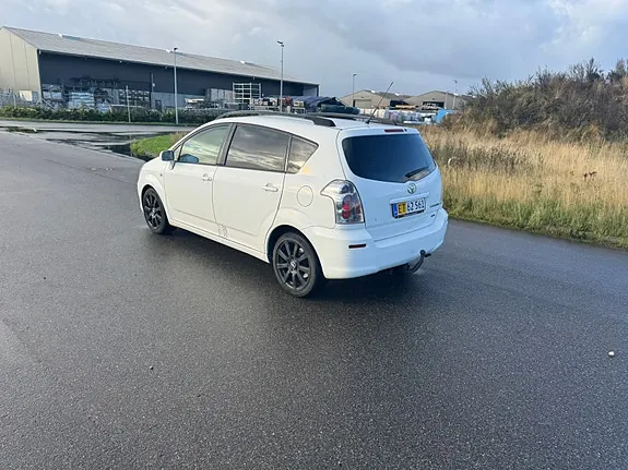 Toyota Corolla Sportsvan 2006 photo 4