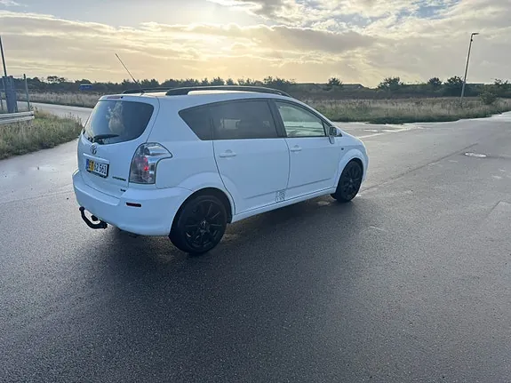 Toyota Corolla Sportsvan 2006 photo 3