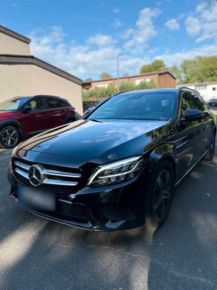 Mercedes-Benz C 220 D