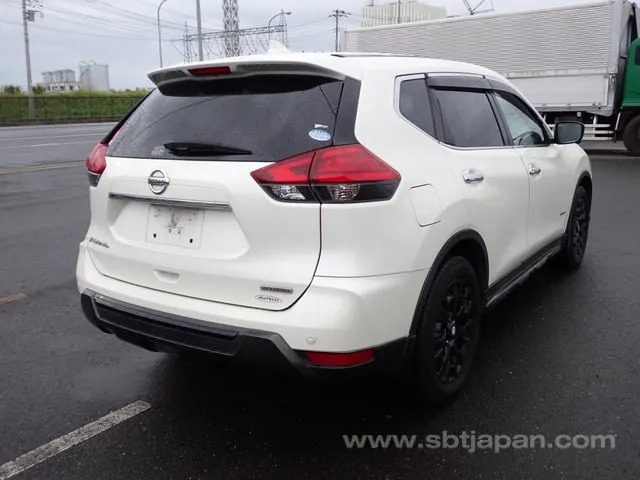 Nissan Xtrail 2017 photo 4