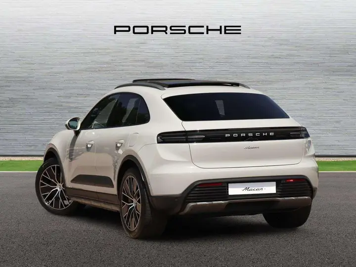 Porsche Macan 2026 photo 5