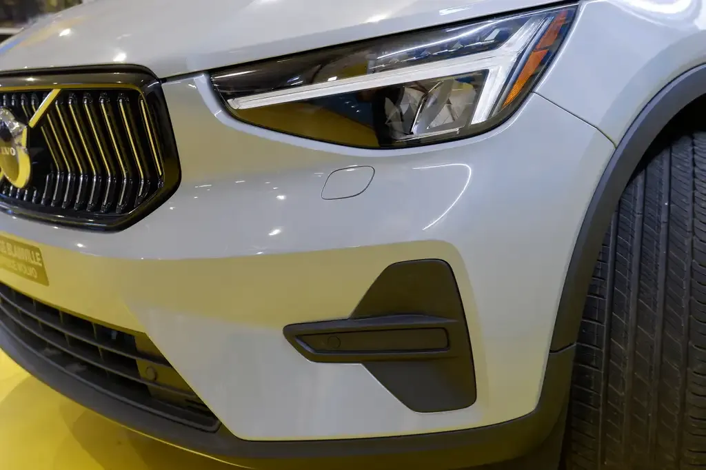 Volvo Xc40 2025 photo 4