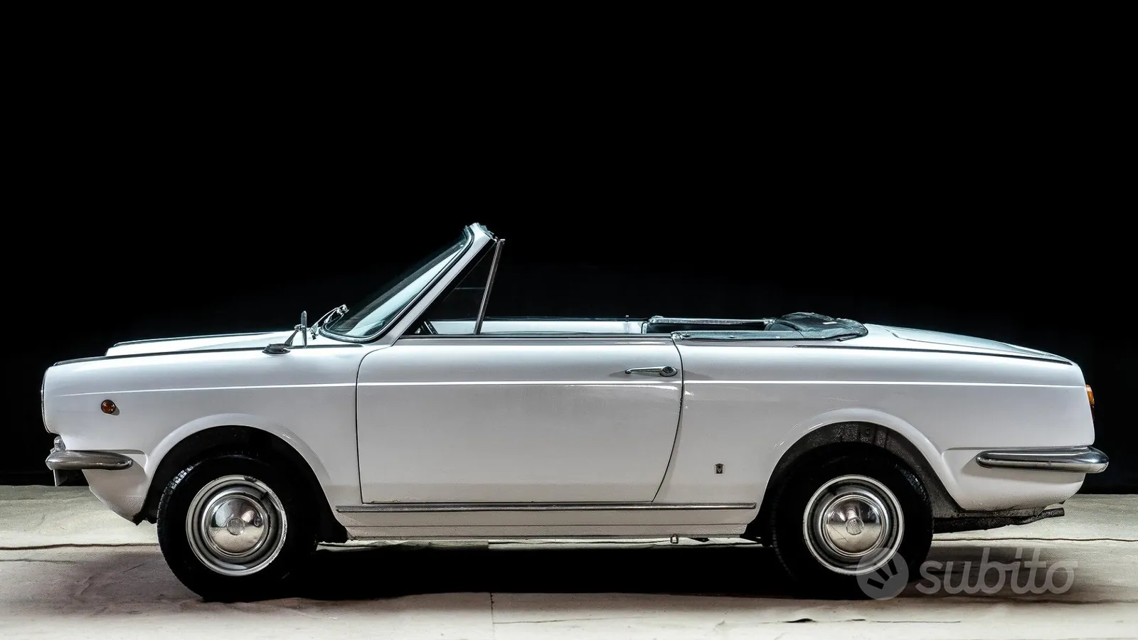 Fiat 124 Spider 1960 photo 4