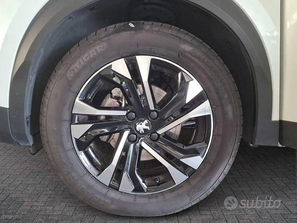 Peugeot 2008 2022 photo 5